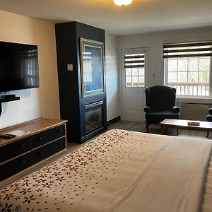Standard King Room Non Smoking